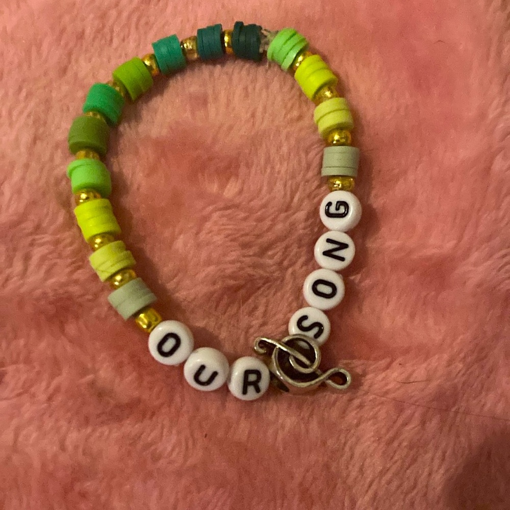 Our song Taylor swift friendship bracelet trying to make money for the eras tour